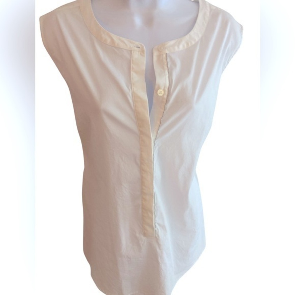 St John Sleeveless Cotton Blouse -L white cotton , placket silver detail ,